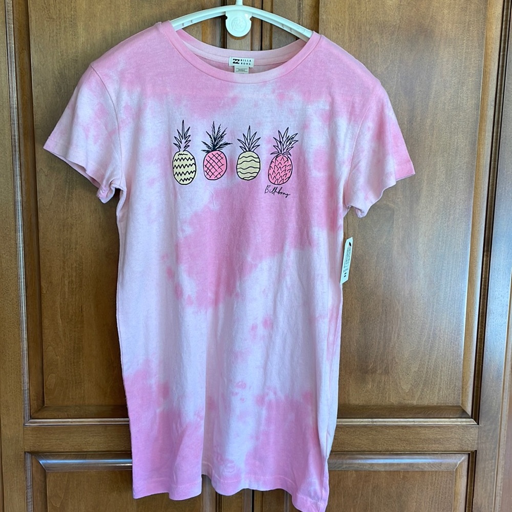 BILLABONG “Keep it Beachy” Pink T shirt with Pineapples print New w/ Tag Size L - Picture 2 of 10